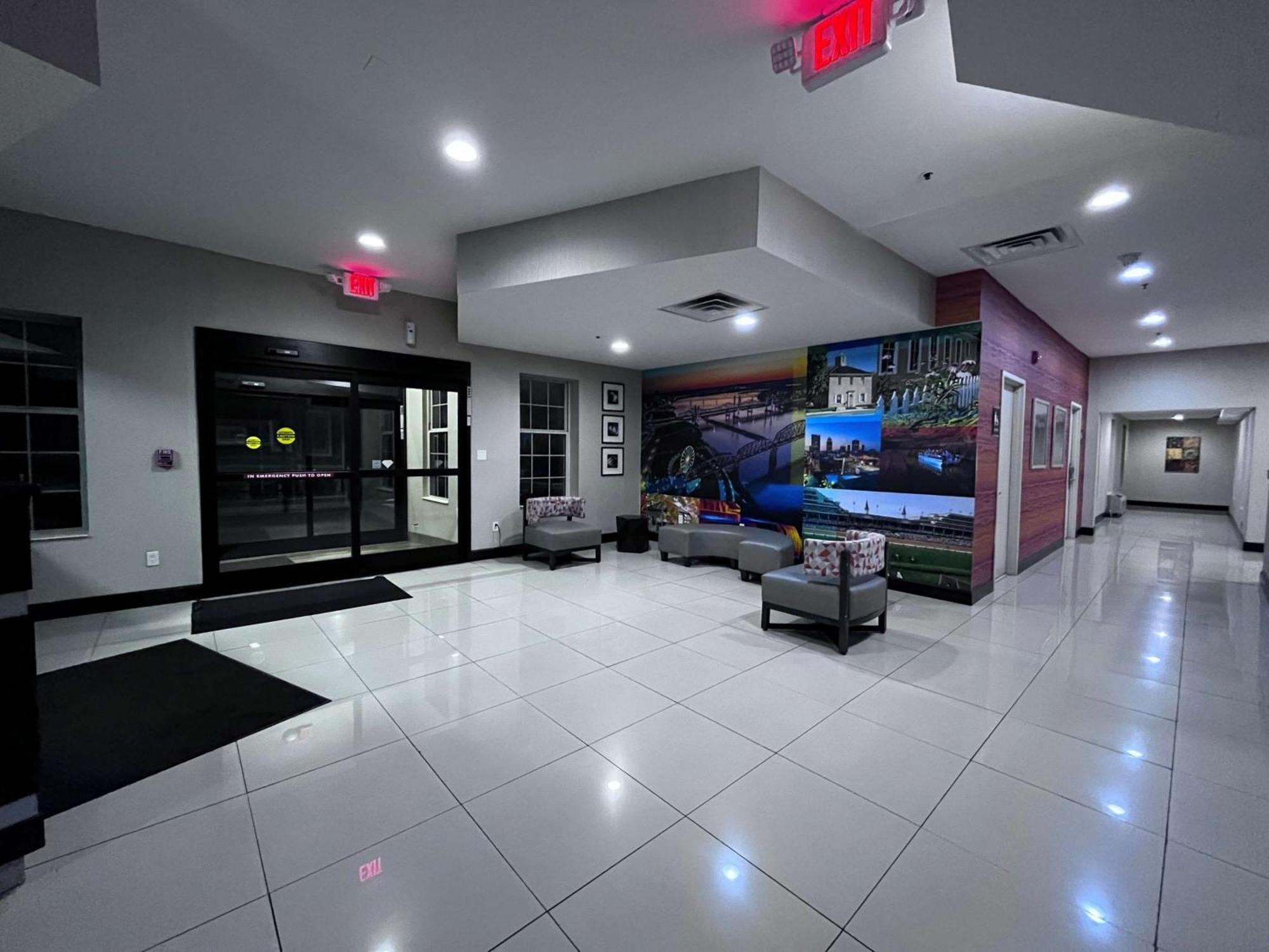 Surestay Plus By Best Western Corydon Экстерьер фото