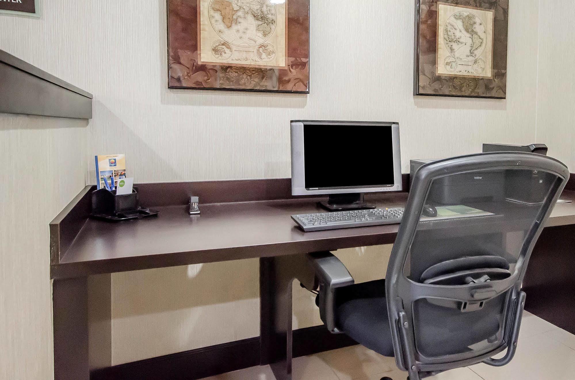 Surestay Plus By Best Western Corydon Экстерьер фото
